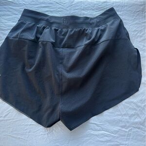 Fast and Free Reflective 3” Short